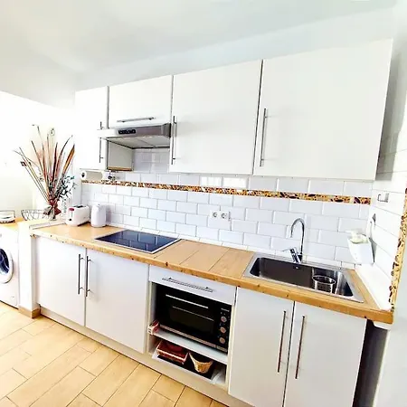 Casa Roshan Lägenhet