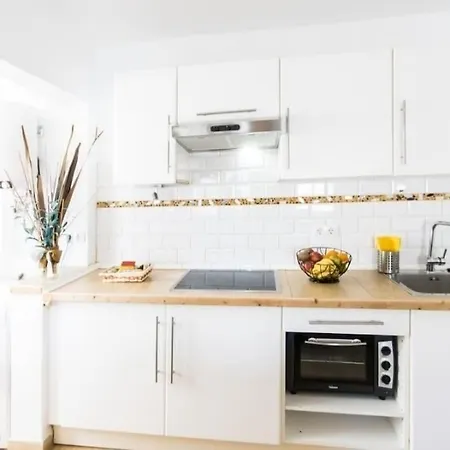 Casa Roshan Апартаменты *